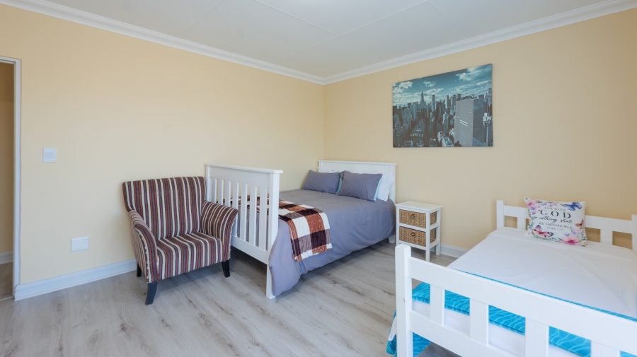 12 Bedroom Property for Sale in Agulhas Western Cape